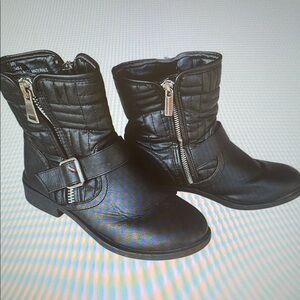 Black Heeled Boots